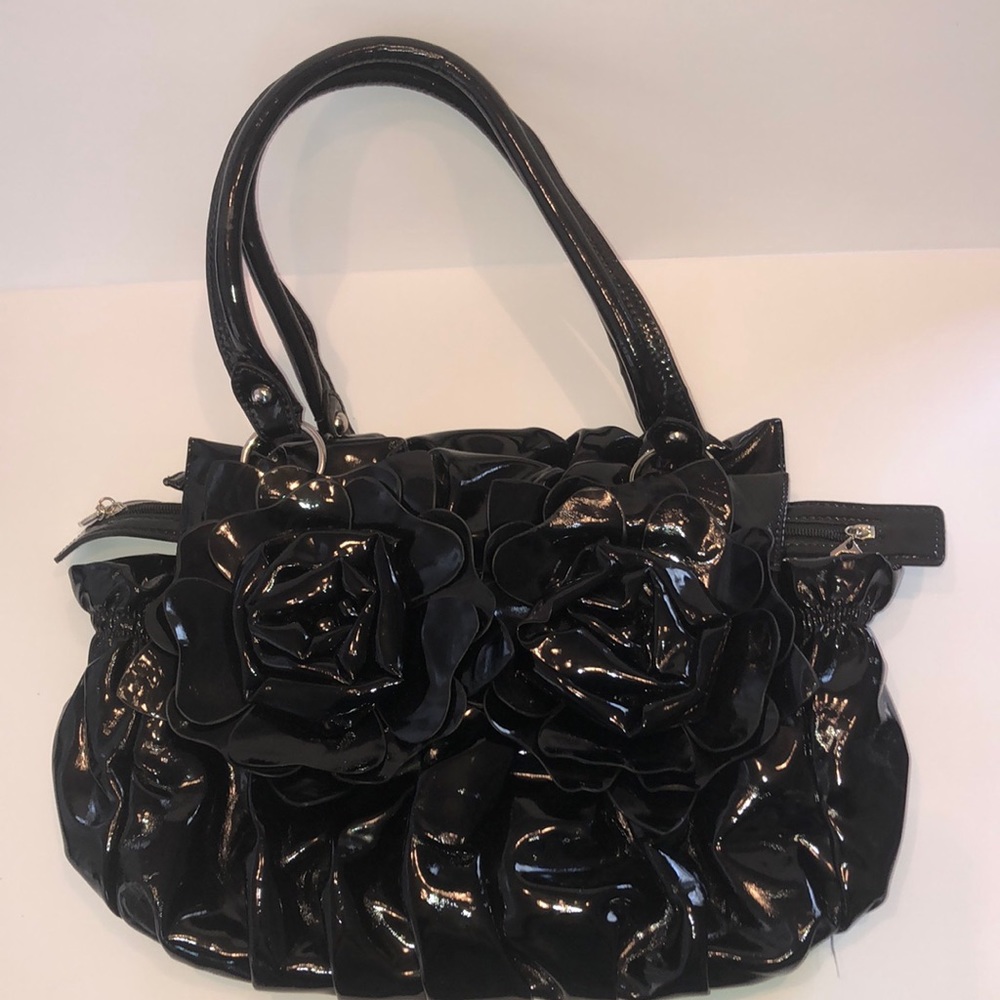 Black Purse with zipper